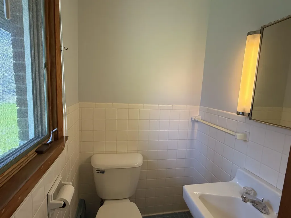422 Governor Hunt Road Vernon VT 05354
