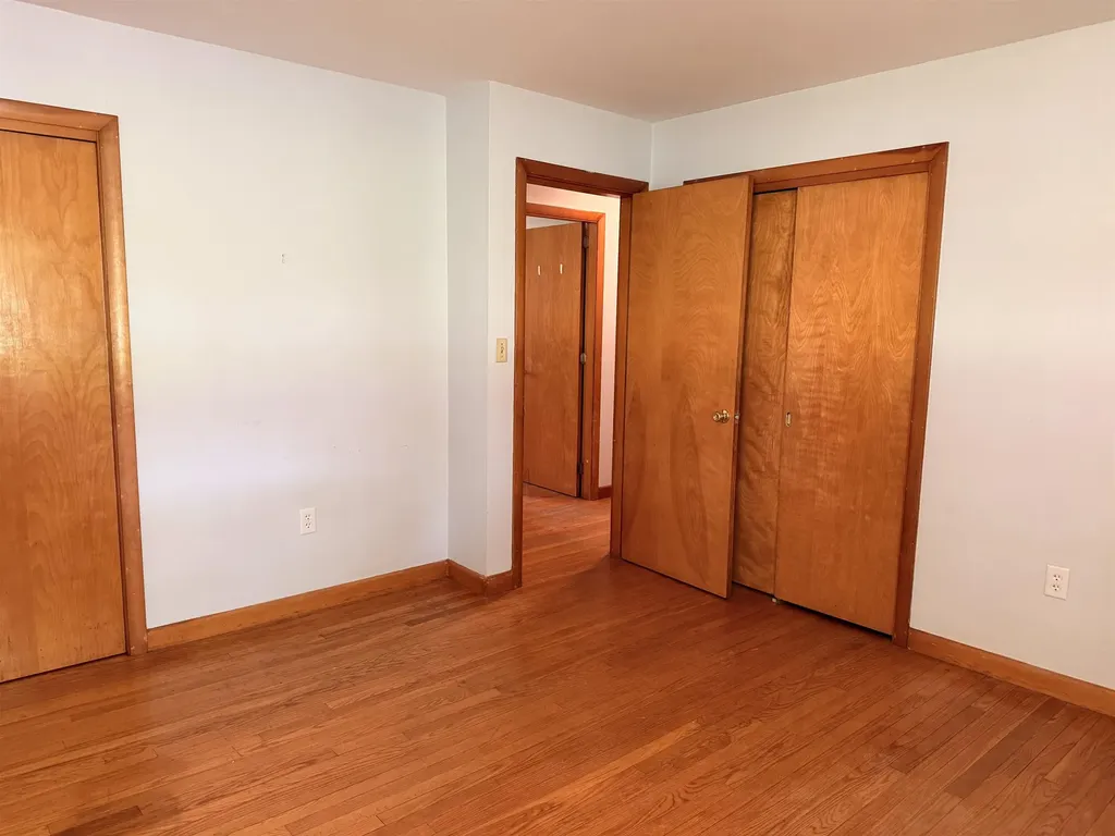 422 Governor Hunt Road Vernon VT 05354