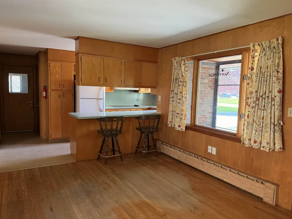 422 Governor Hunt Road Vernon VT 05354