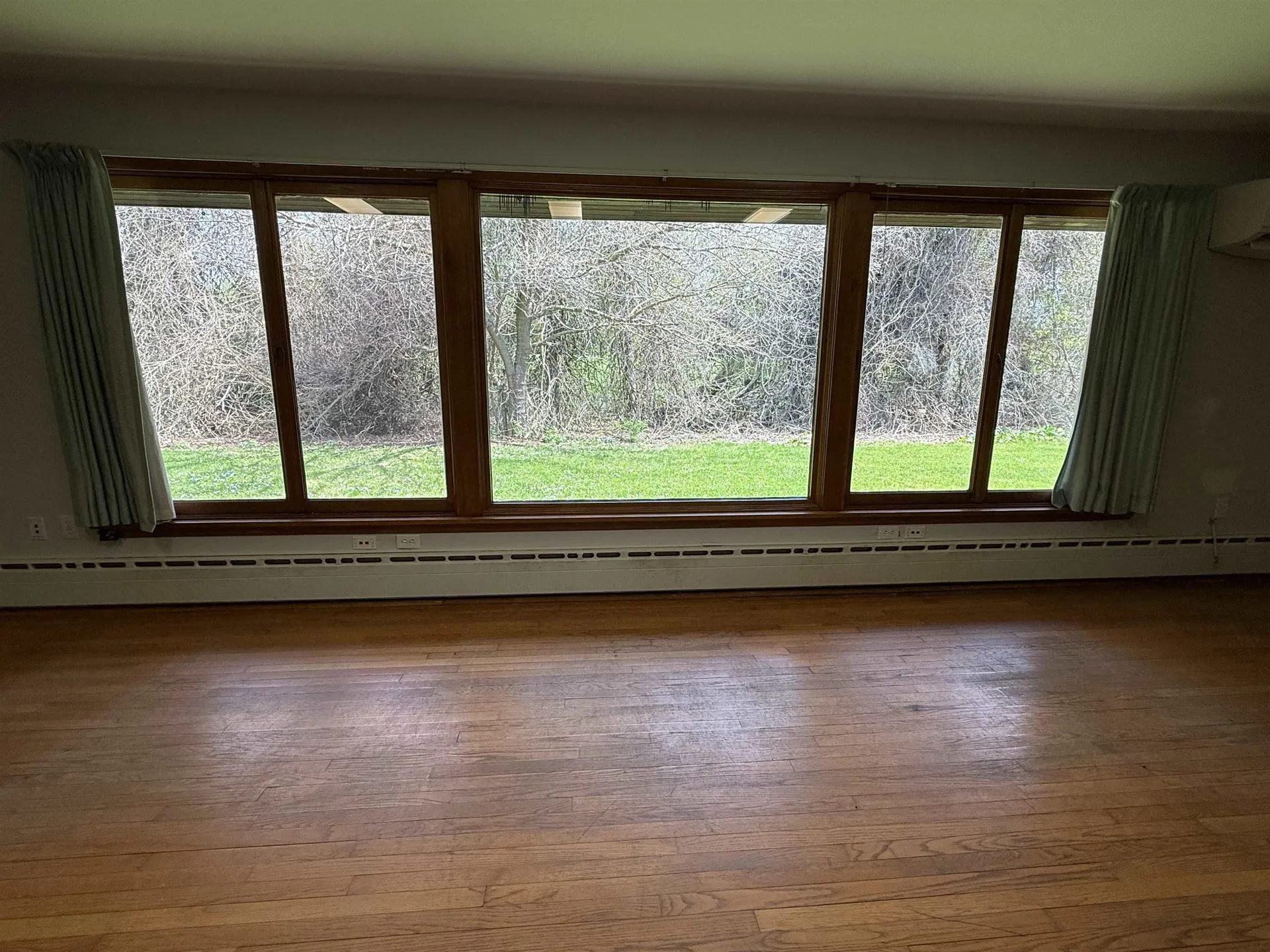 422 Governor Hunt Road Vernon VT 05354