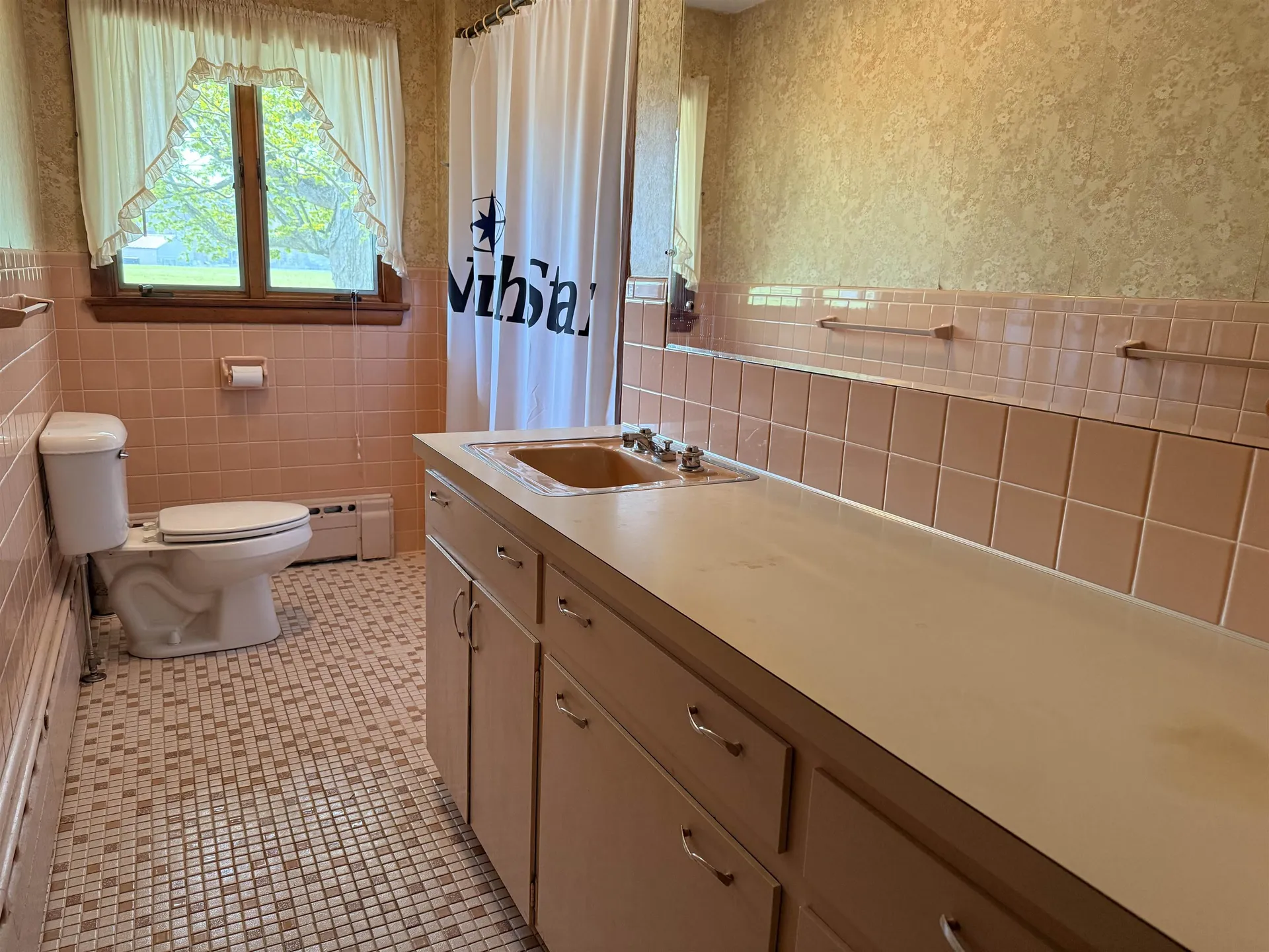 422 Governor Hunt Road Vernon VT 05354