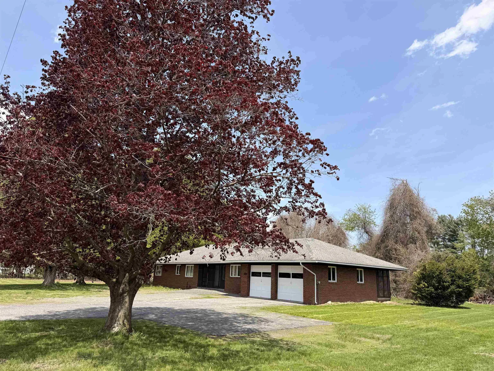 422 Governor Hunt Road Vernon VT 05354