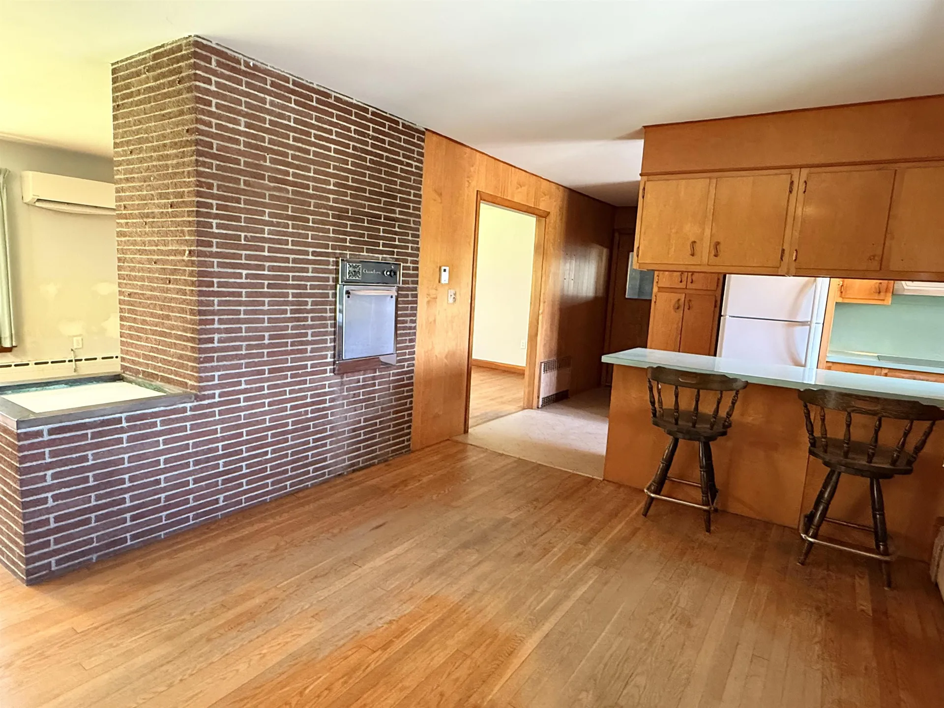 422 Governor Hunt Road Vernon VT 05354