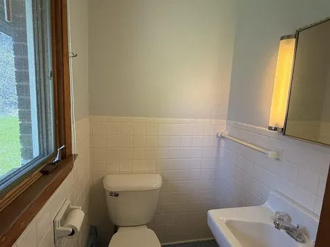 422 Governor Hunt Road Vernon VT 05354