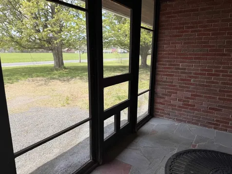 422 Governor Hunt Road Vernon VT 05354
