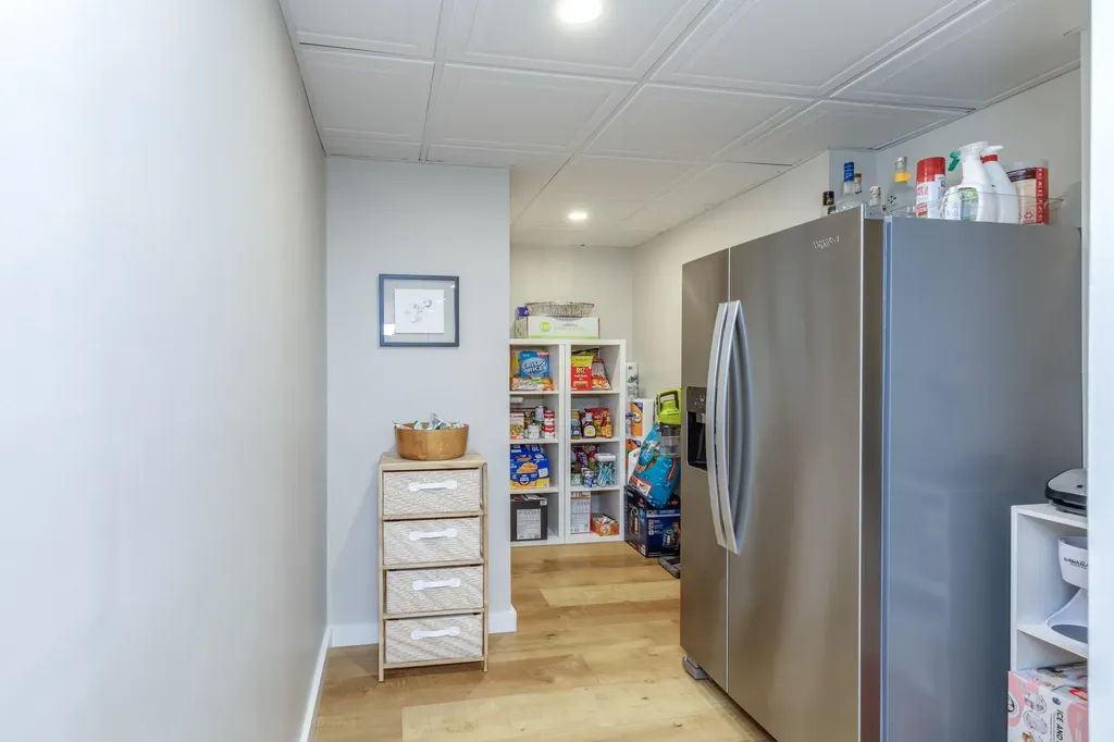 28 Mcevoy Lane Epsom NH 03234