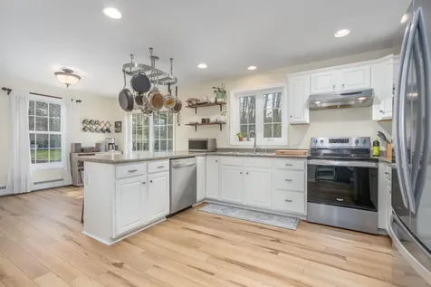 19 Squire Drive Somersworth NH 03878