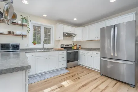 19 Squire Drive Somersworth NH 03878