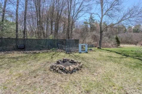 19 Squire Drive Somersworth NH 03878
