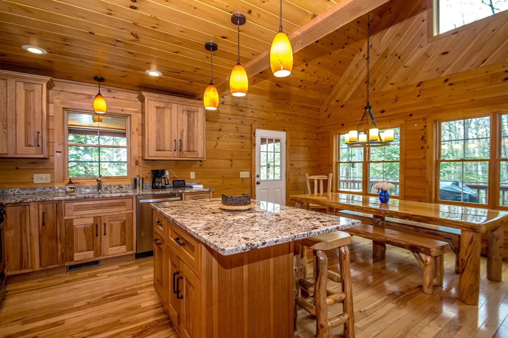 28 Juniper Way Jackson NH 03846
