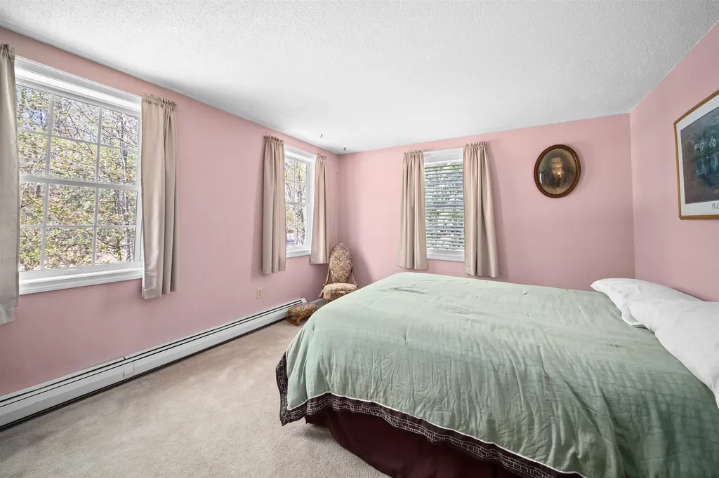 15 Earle Drive Lee NH 03861