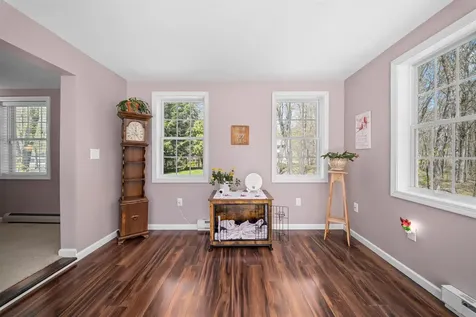 15 Earle Drive Lee NH 03861