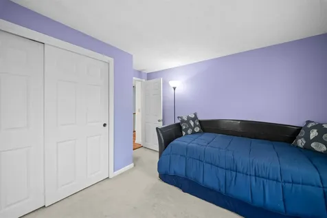 15 Earle Drive Lee NH 03861