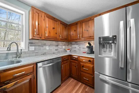 15 Earle Drive Lee NH 03861