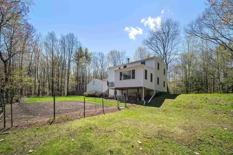 15 Earle Drive Lee NH 03861