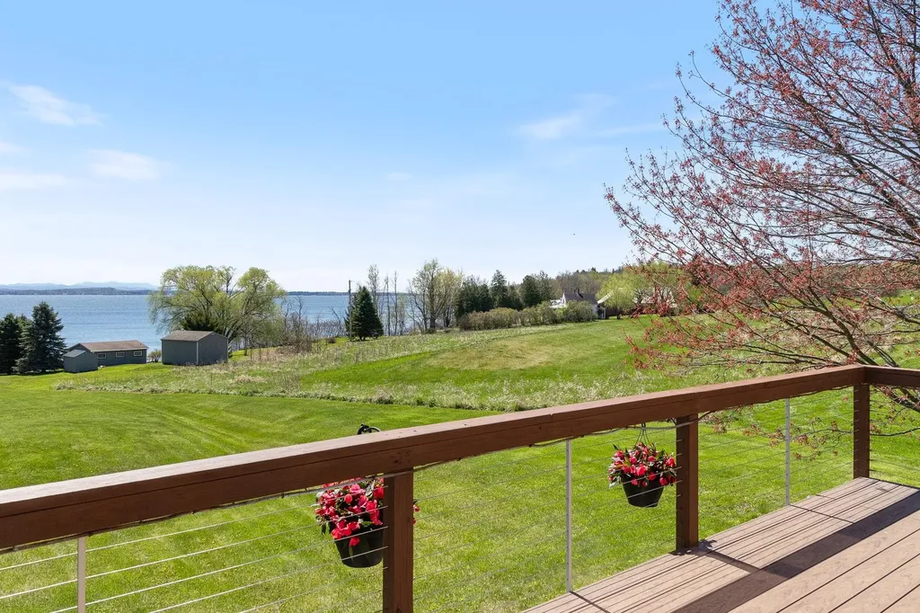 14 Turtle Bay Lane South Hero VT 05486