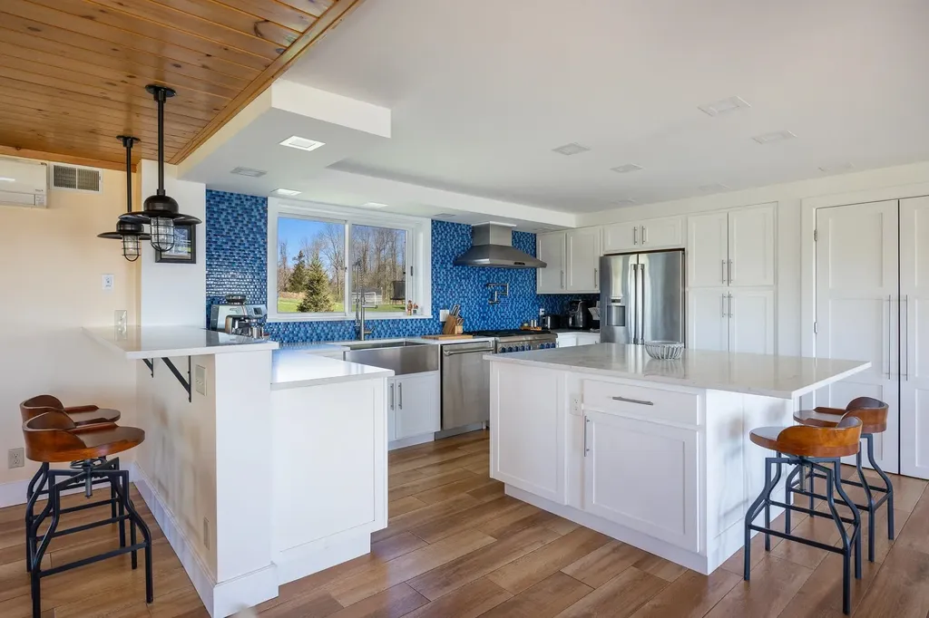 14 Turtle Bay Lane South Hero VT 05486