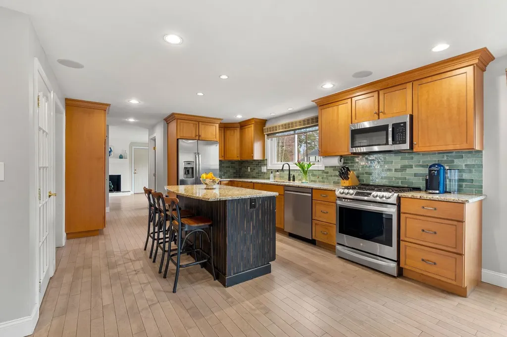 20 Cedarview Lane Hampton NH 03842