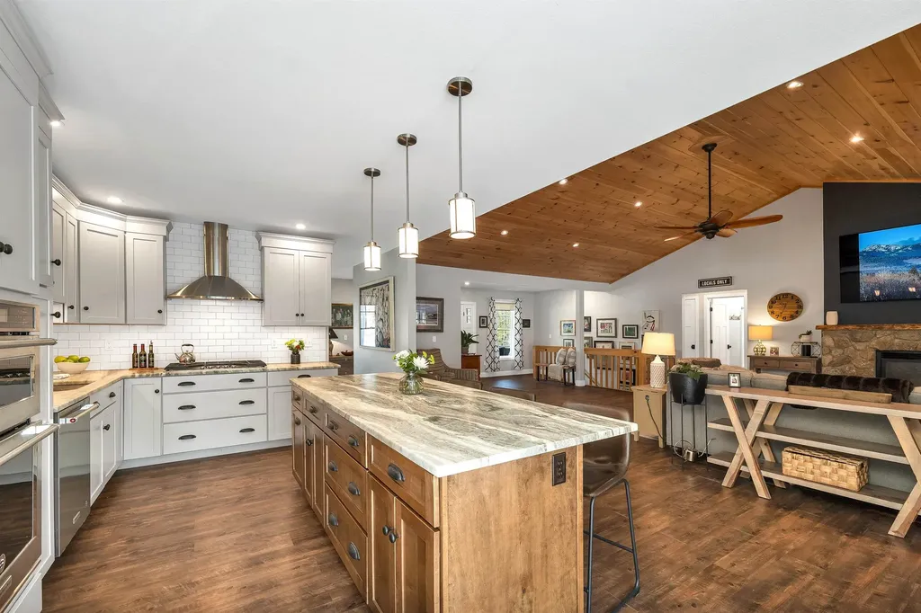 511 Grandview Road Conway NH 03818