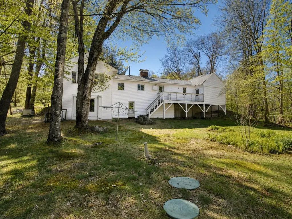 8 Wilder Road Hancock NH 03449