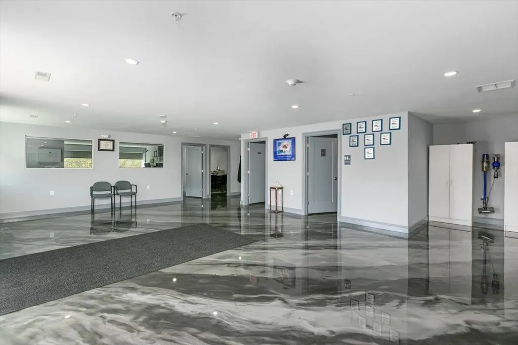 409 Emerson Avenue Hampstead NH 03841