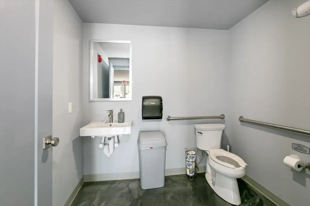 409 Emerson Avenue Hampstead NH 03841