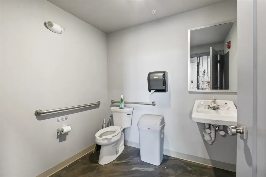 409 Emerson Avenue Hampstead NH 03841