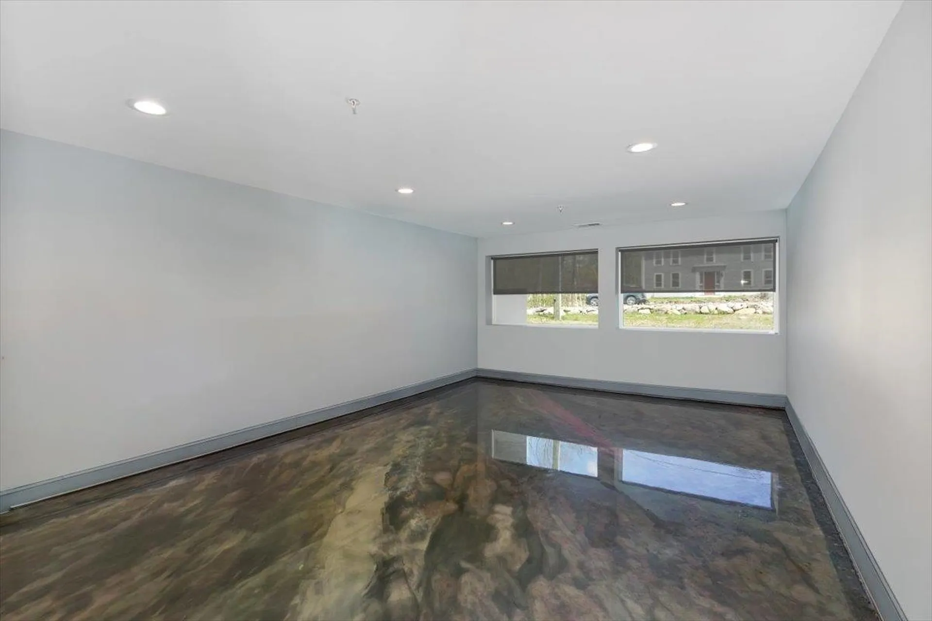 409 Emerson Avenue Hampstead NH 03841
