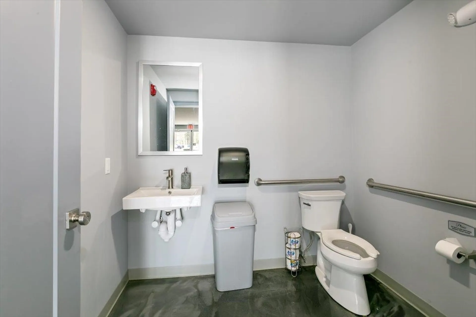 409 Emerson Avenue Hampstead NH 03841