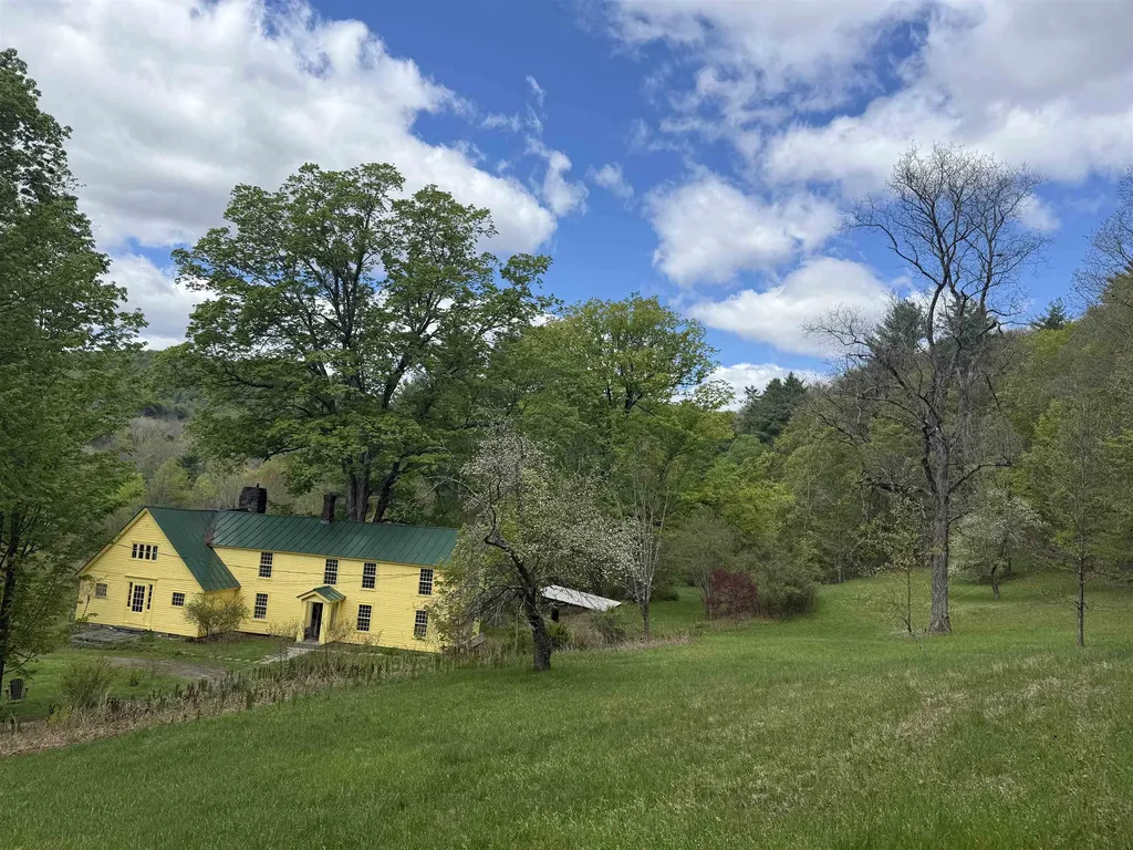 2416 Stage Road Guilford VT 05301