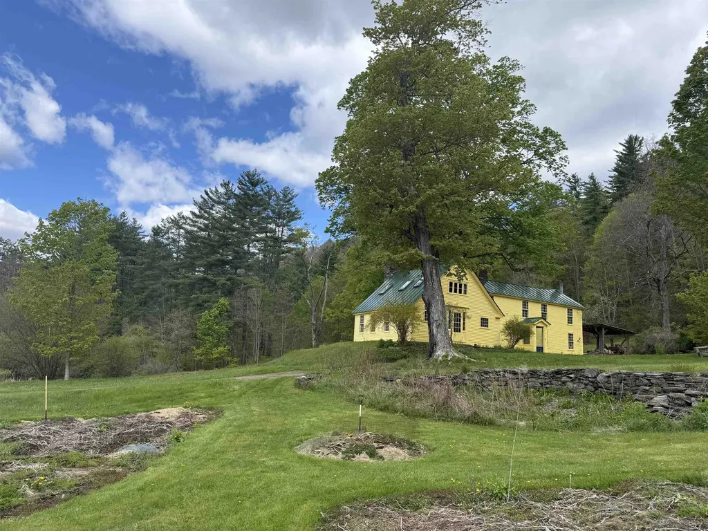 2416 Stage Road Guilford VT 05301