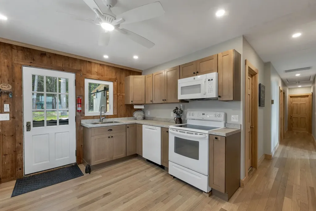 292 Bear Island Meredith NH 03253