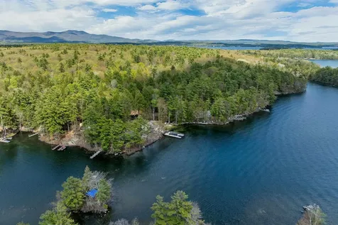 292 Bear Island Meredith NH 03253