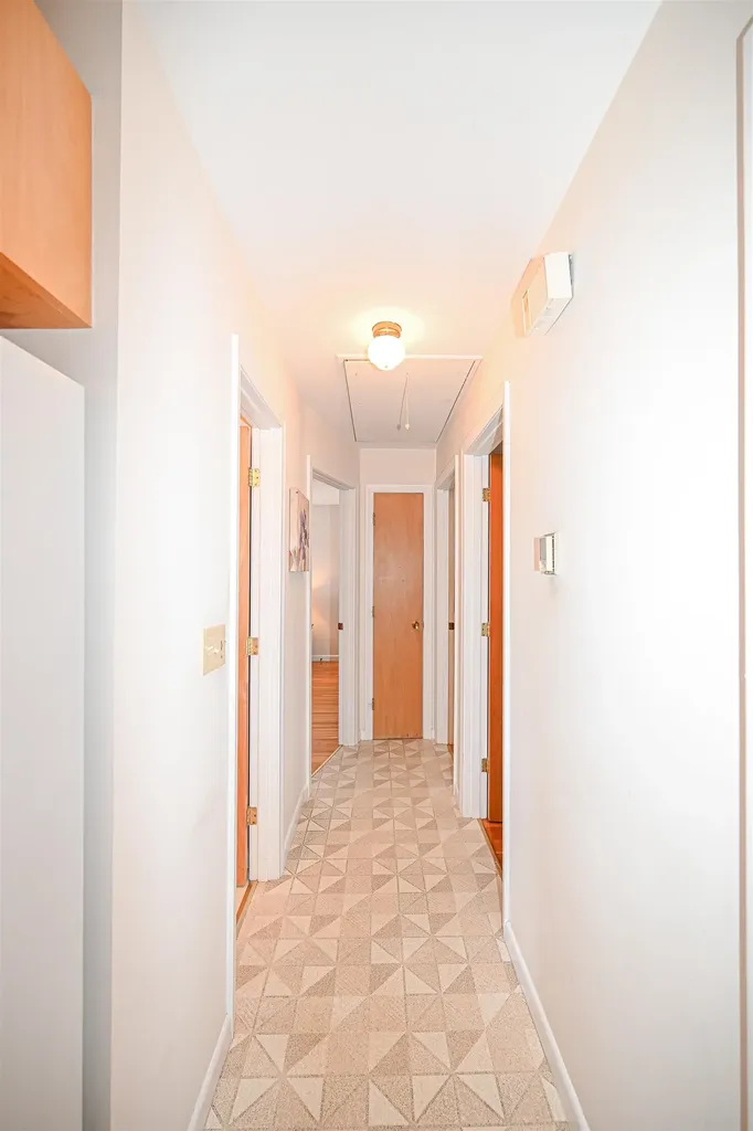58 Sherwood Drive Hooksett NH 03106