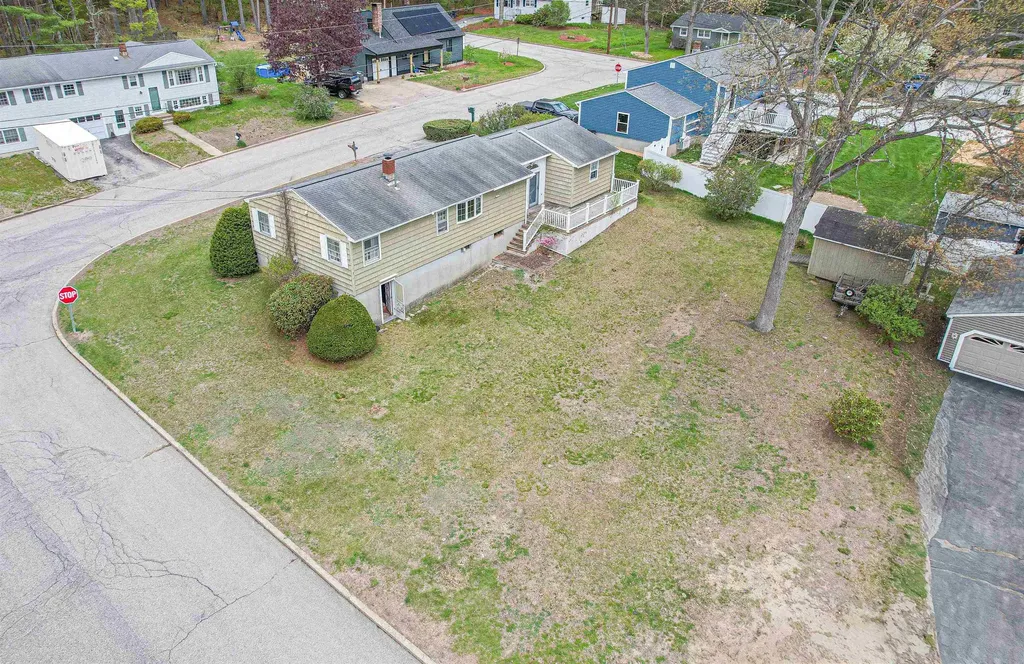 58 Sherwood Drive Hooksett NH 03106