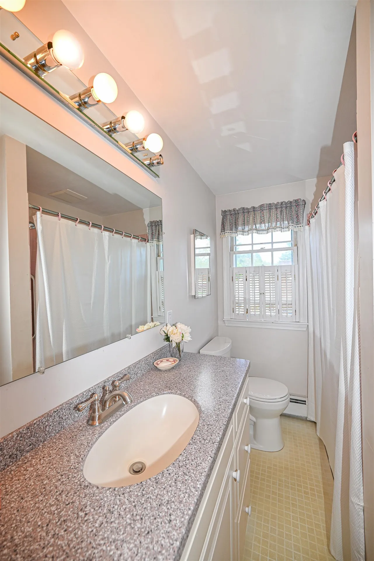 58 Sherwood Drive Hooksett NH 03106