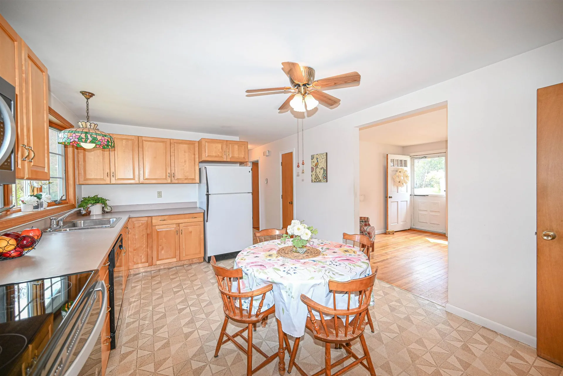 58 Sherwood Drive Hooksett NH 03106