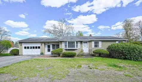 58 Sherwood Drive Hooksett NH 03106