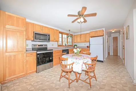 58 Sherwood Drive Hooksett NH 03106