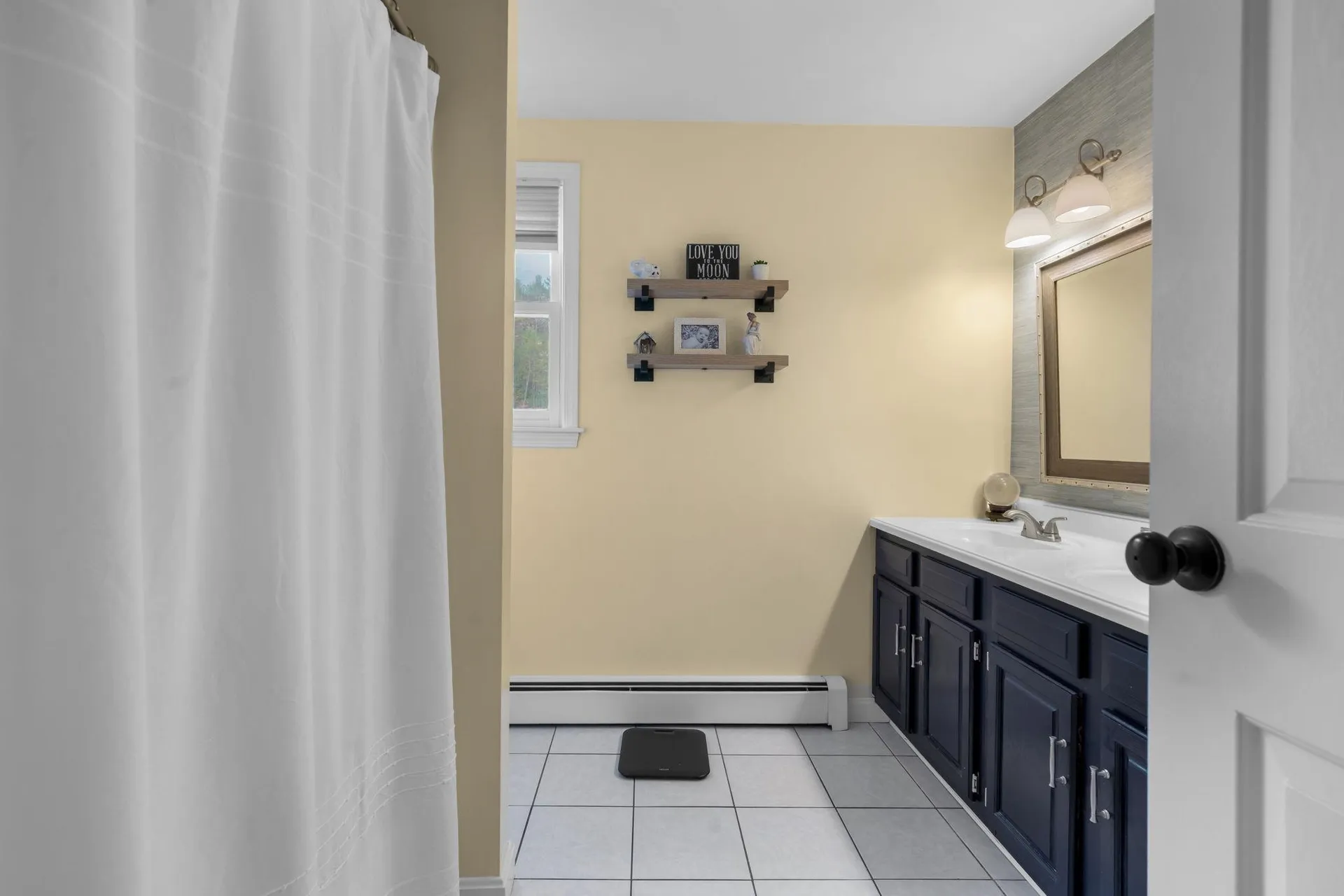 27 B Apple Tree Drive Goffstown NH 03045