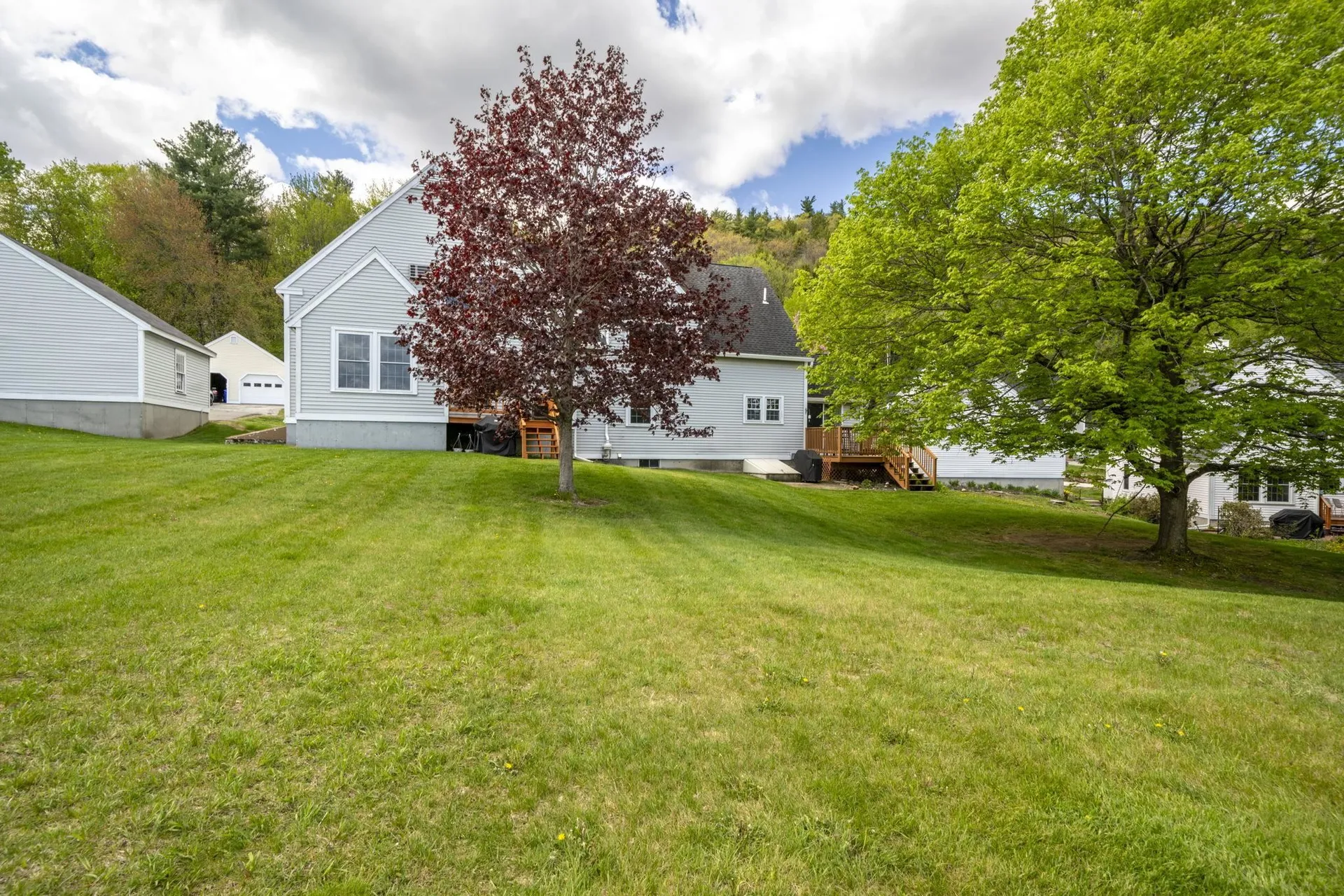27 B Apple Tree Drive Goffstown NH 03045