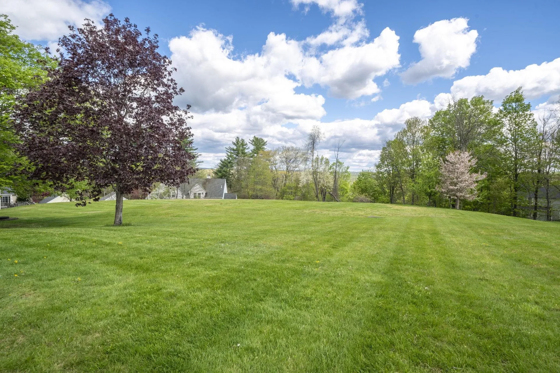 27 B Apple Tree Drive Goffstown NH 03045