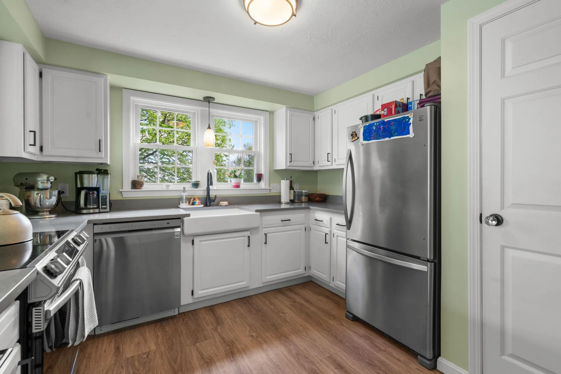 27 B Apple Tree Drive Goffstown NH 03045