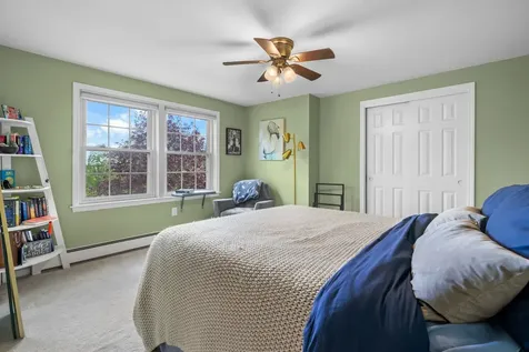 27 B Apple Tree Drive Goffstown NH 03045
