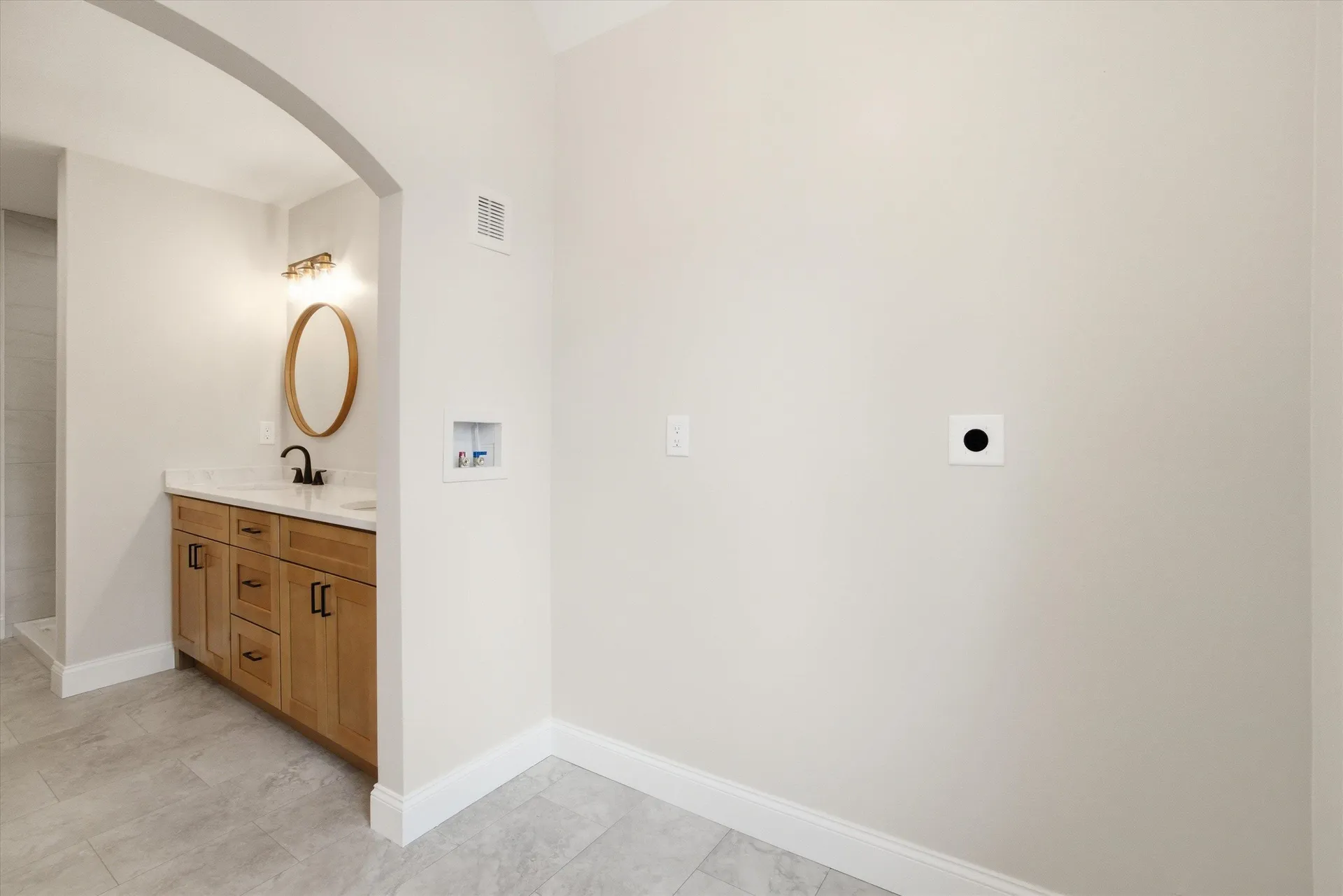 6 Pleasant Street Derry NH 03038