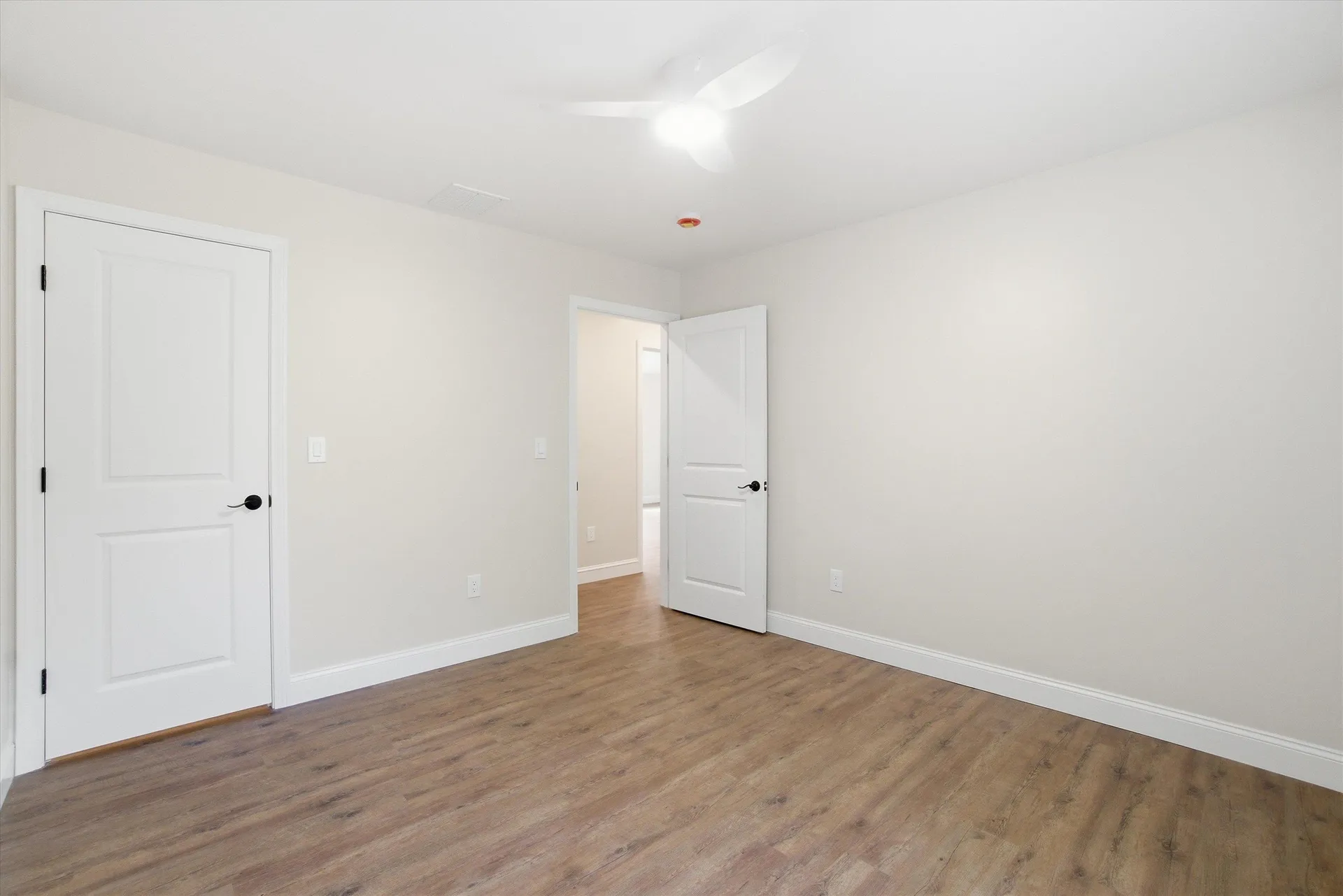 6 Pleasant Street Derry NH 03038