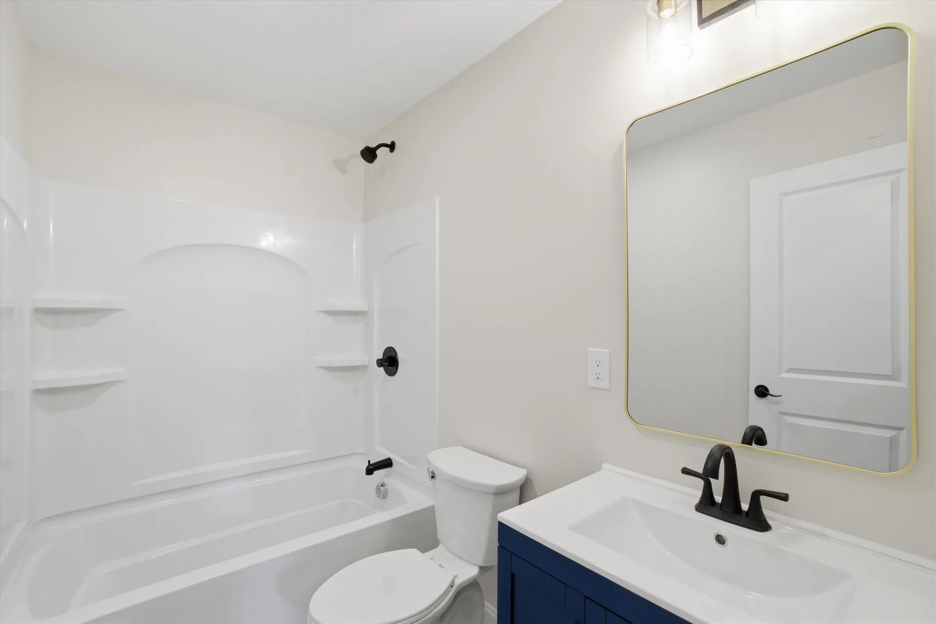 6 Pleasant Street Derry NH 03038