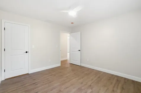 6 Pleasant Street Derry NH 03038