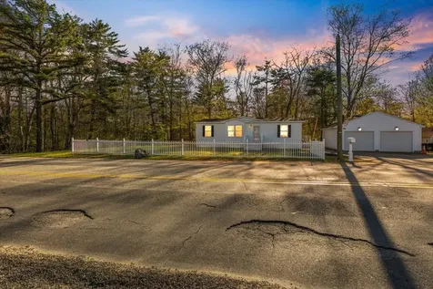 230 Chestnut Hill Road Rochester NH 03867