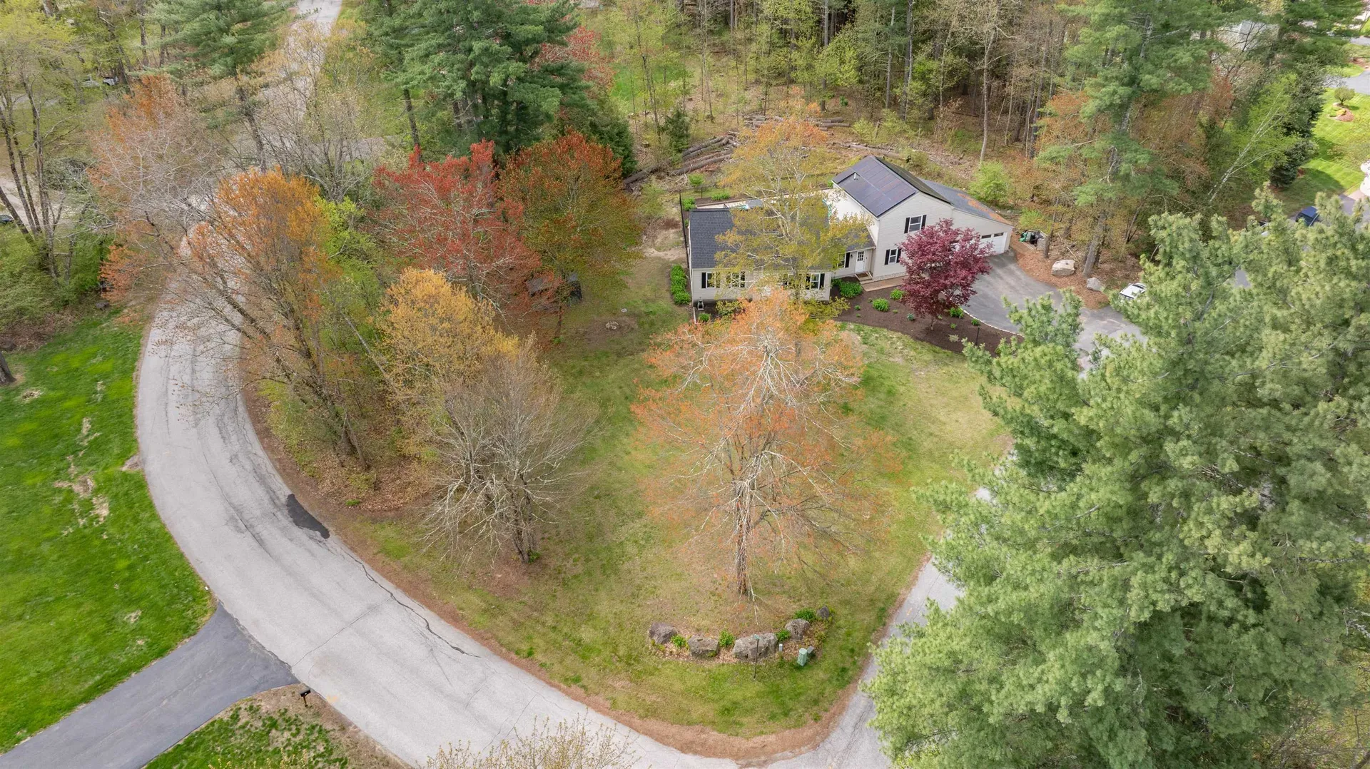 16 Sarah Drive Merrimack NH 03054